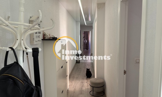 Resale - Apartment - Torrevieja - Centro