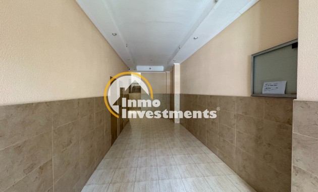 Resale - Apartment - Torrevieja - Centro