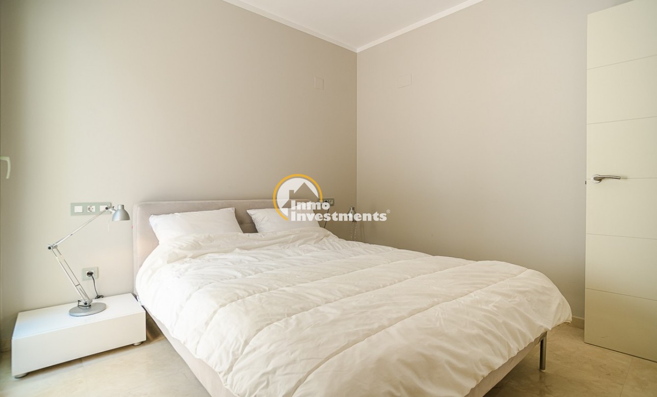 Resale - Villa - Orihuela Costa - Las Colinas