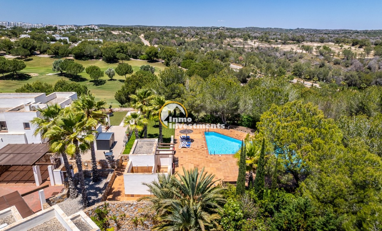 Resale - Villa - Orihuela Costa - Las Colinas