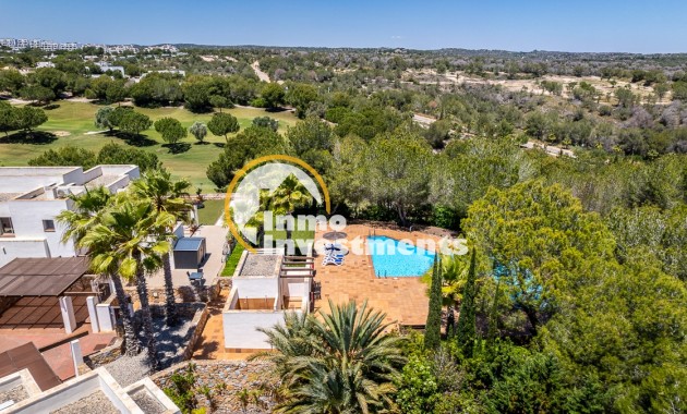 Resale - Villa - Orihuela Costa - Las Colinas