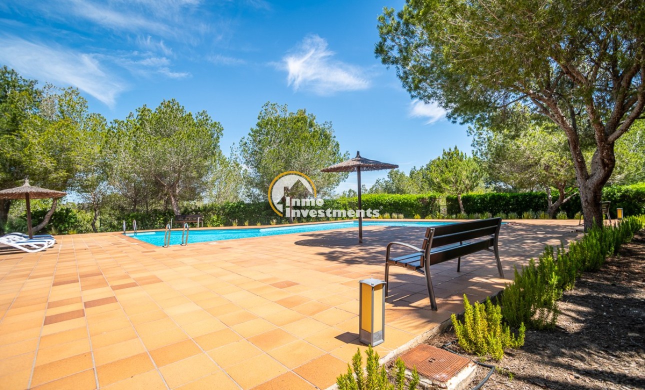 Resale - Villa - Orihuela Costa - Las Colinas