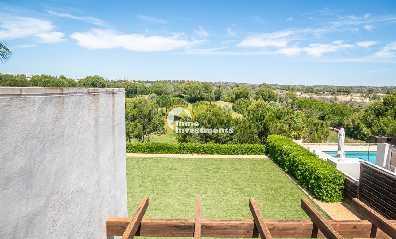 Resale - Villa - Orihuela Costa - Las Colinas