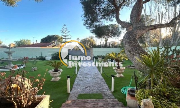 Resale - Villa - Campoamor - Campoamor beach