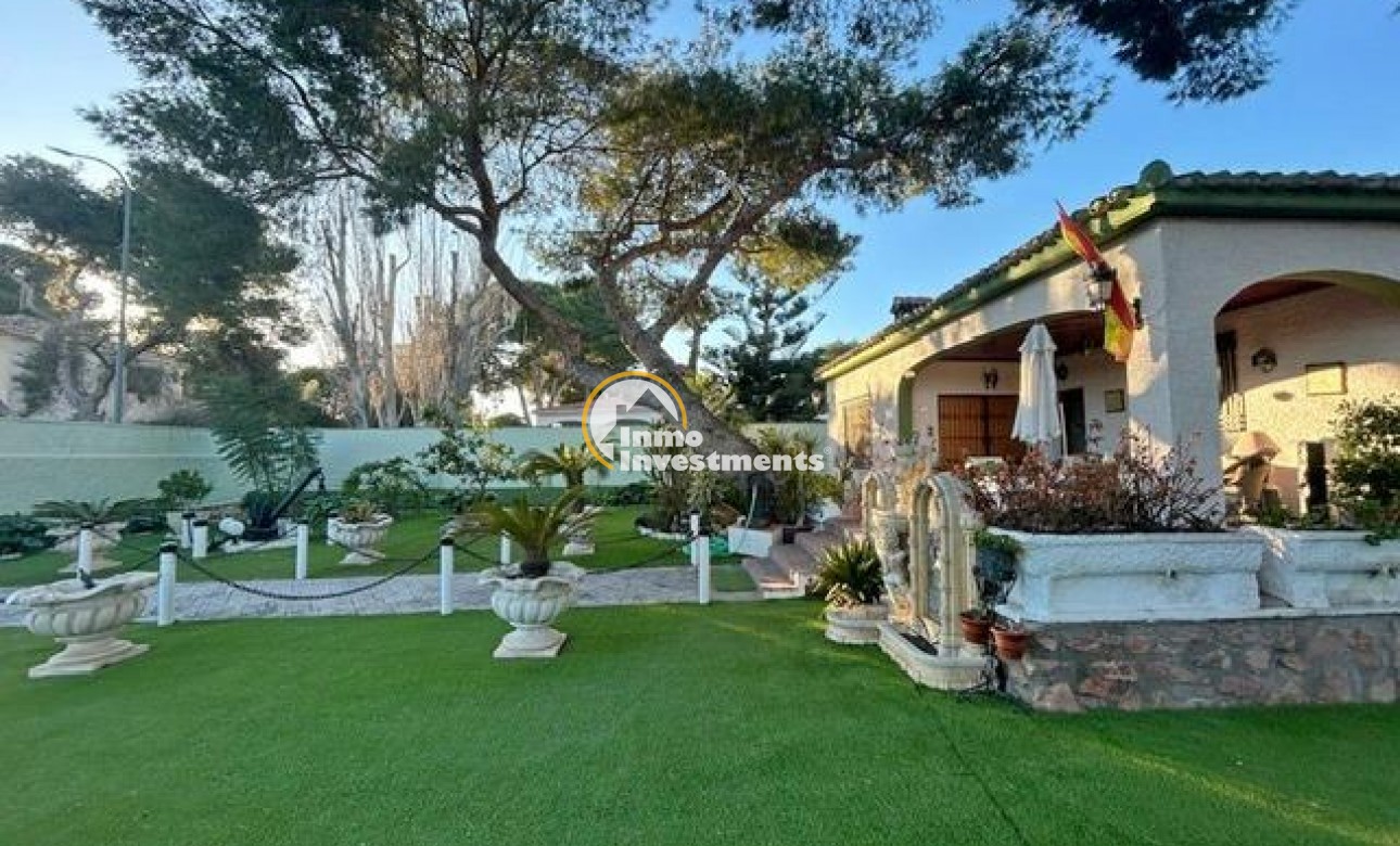 Resale - Villa - Campoamor - Campoamor beach