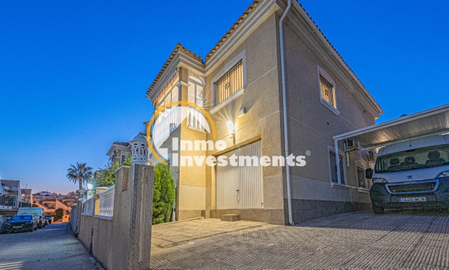 Resale - Villa - Villamartin - Montegolf