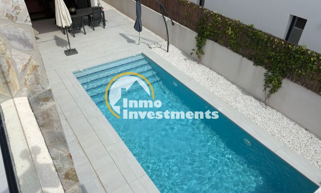 Resale - Villa - Algorfa - La Finca