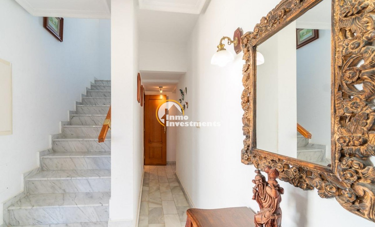 Resale - Villa - La Mata