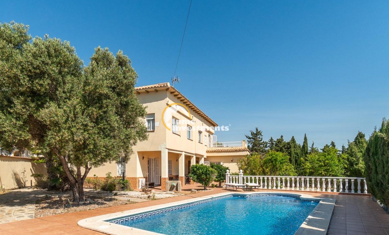 Resale - Villa - La Mata
