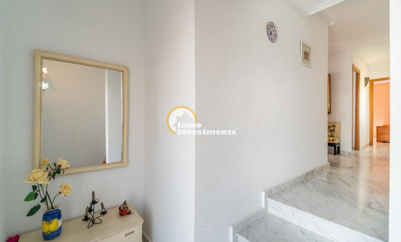 Resale - Villa - La Mata