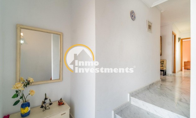 Resale - Villa - La Mata