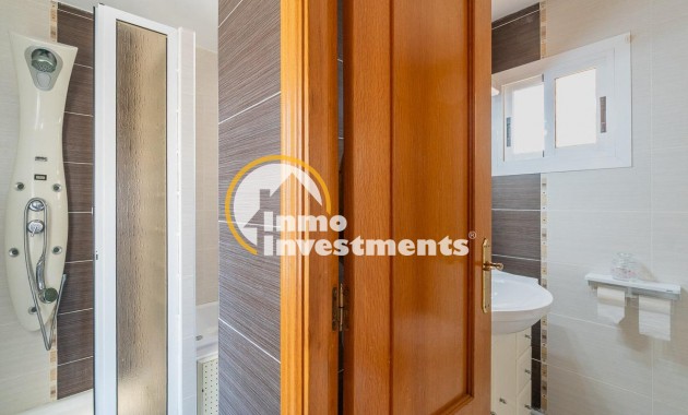 Resale - Villa - La Mata