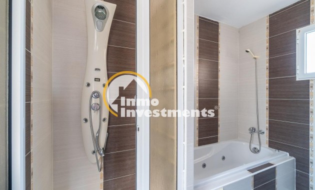 Resale - Villa - La Mata