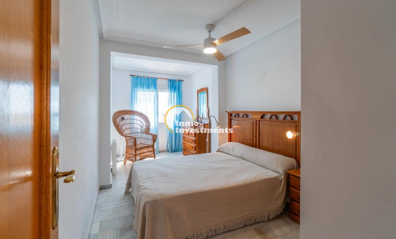 Resale - Villa - La Mata