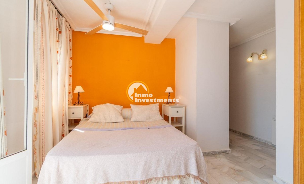 Resale - Villa - La Mata