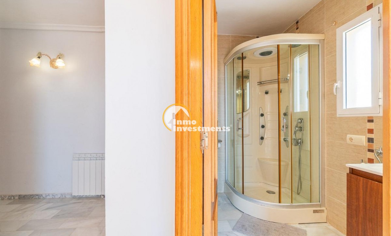 Resale - Villa - La Mata