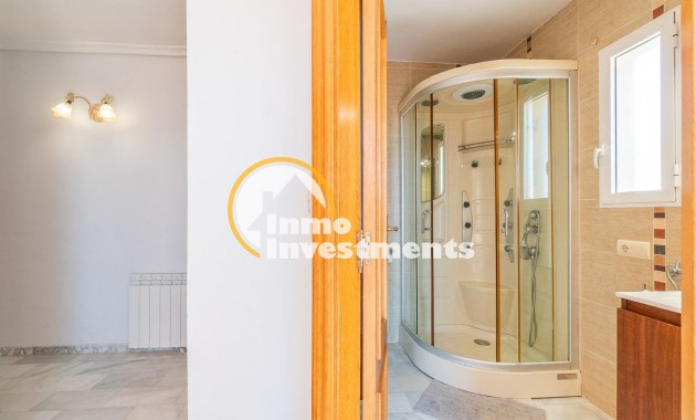 Resale - Villa - La Mata