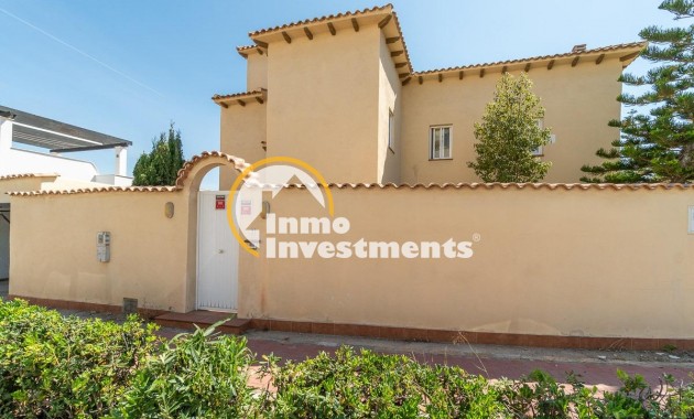 Resale - Villa - La Mata