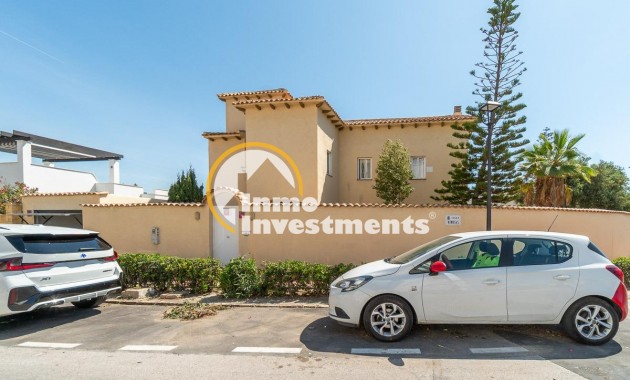 Resale - Villa - La Mata