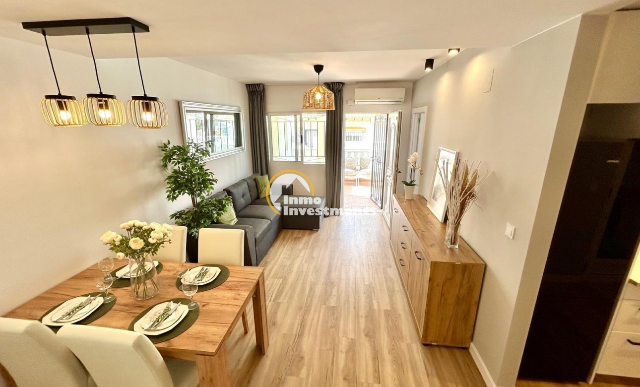 Gebrauchtimmobilien - Reihenhaus - Playa Flamenca