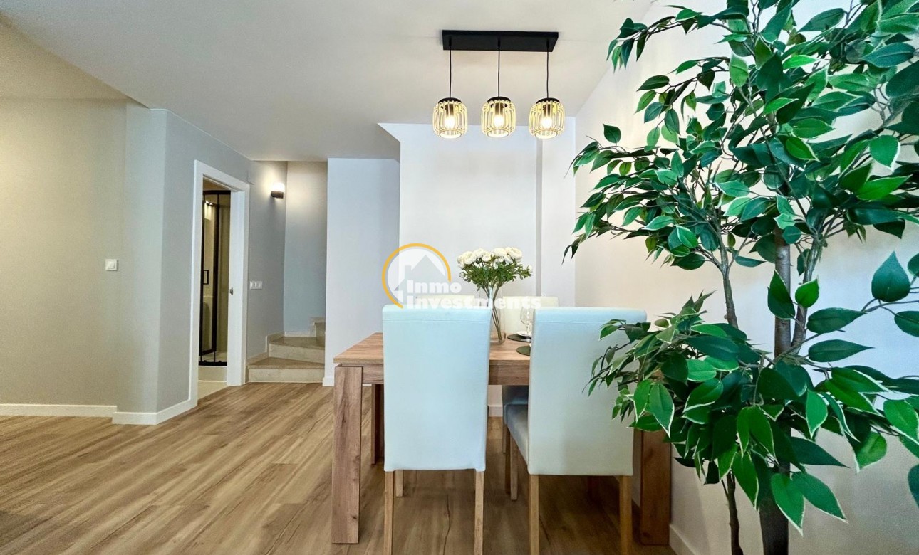 Gebrauchtimmobilien - Reihenhaus - Playa Flamenca