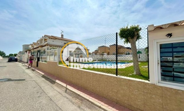 Gebrauchtimmobilien - Reihenhaus - Playa Flamenca