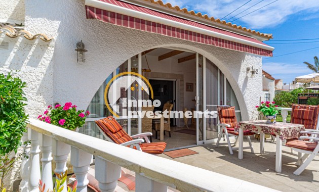 Till salu - Quad House - Playa Flamenca