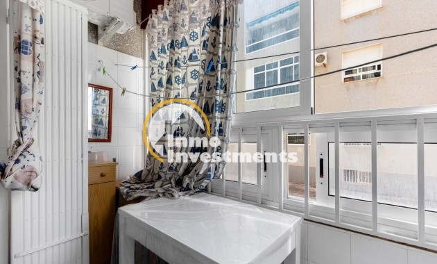 Resale - Apartment - Torrevieja - Centro - Muelle Pesquero