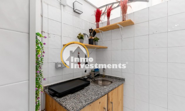 Resale - Apartment - Torrevieja - Centro - Muelle Pesquero