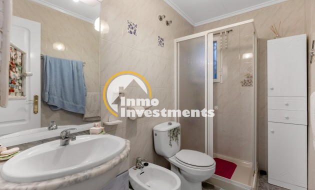 Resale - Apartment - Torrevieja - Centro - Muelle Pesquero