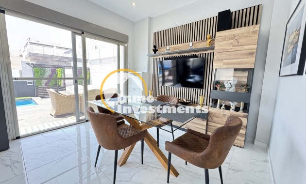 Resale - Villa - Villamartin - Pau 26