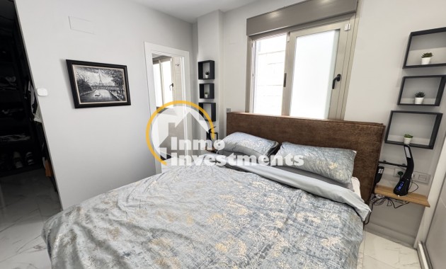 Resale - Villa - Villamartin - Pau 26