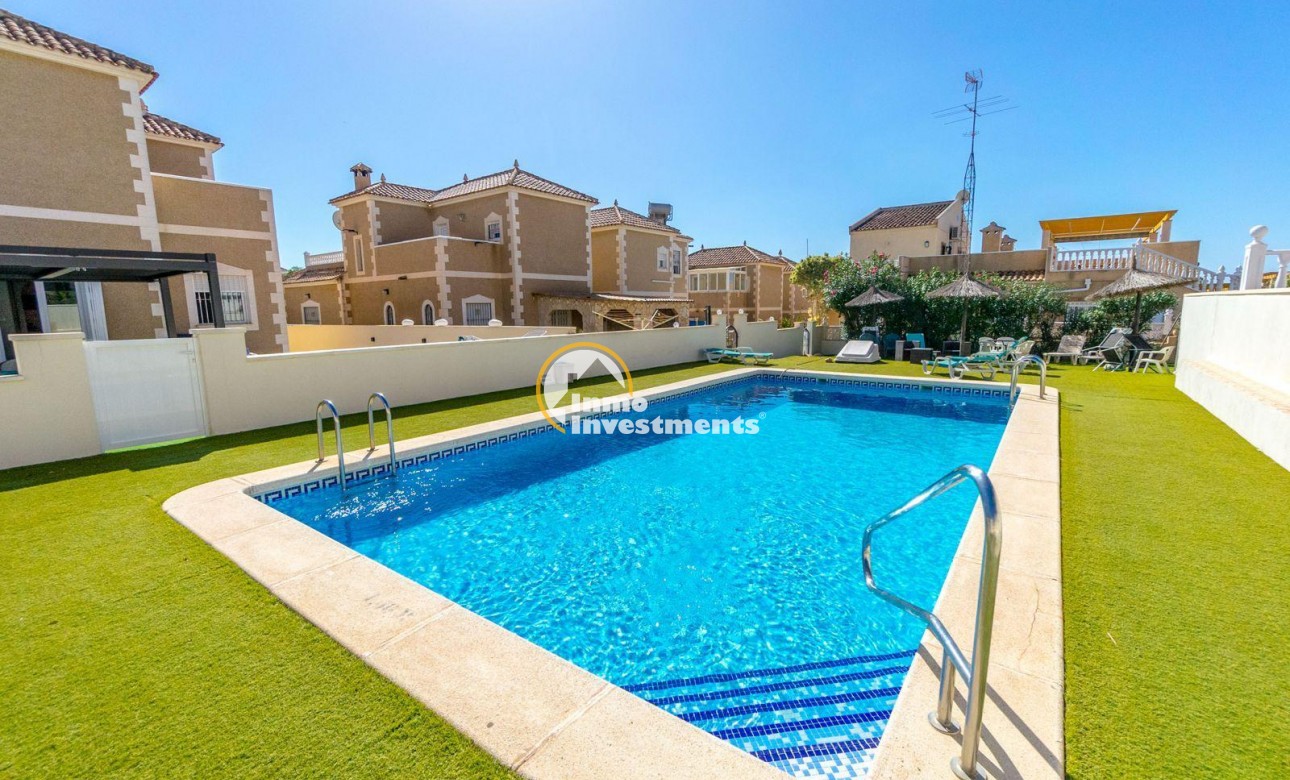 Reventa - Chalet independiente - Villamartin - Las Filipinas