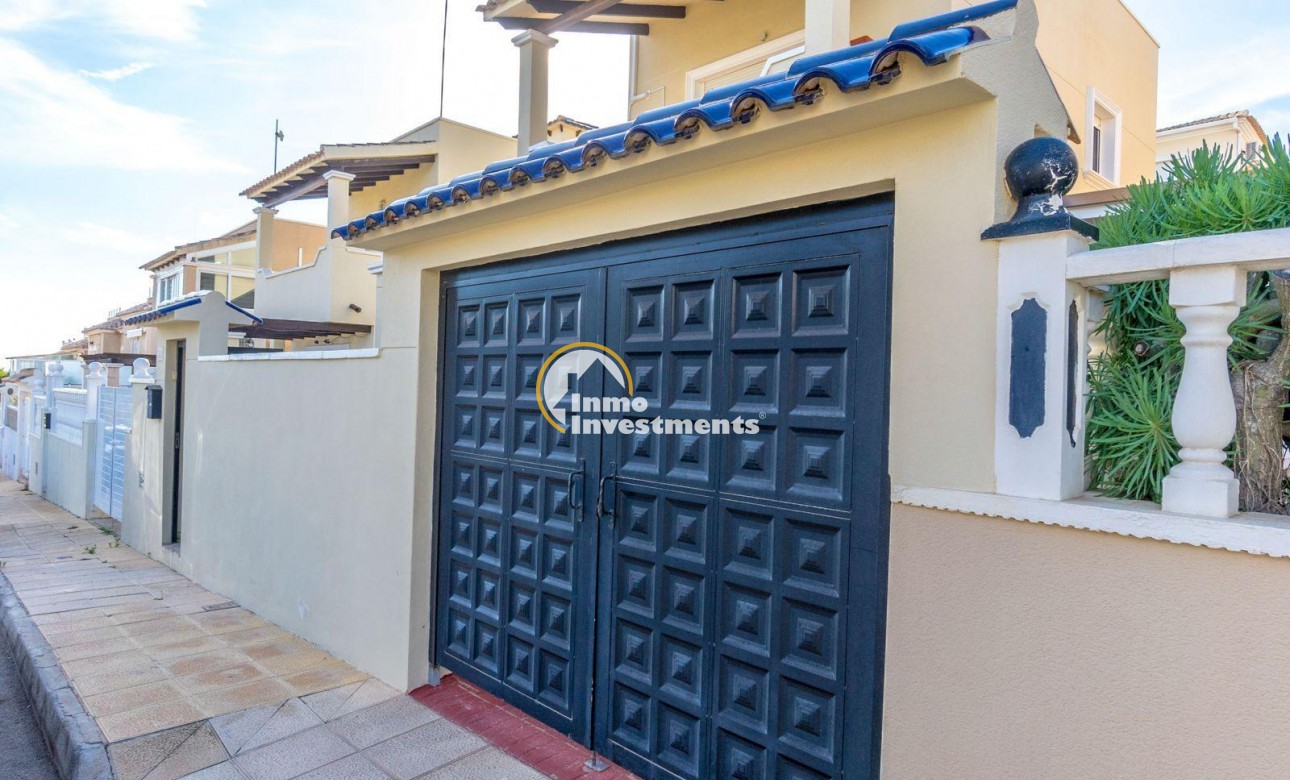 Reventa - Chalet independiente - Villamartin - Las Filipinas