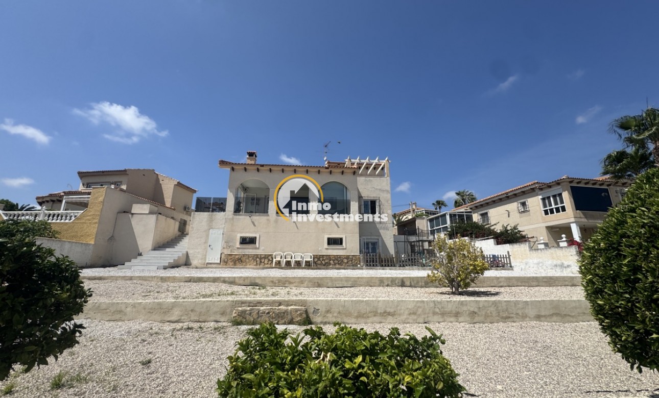 Resale - Villa - San Miguel de Salinas - Las Communicaciones