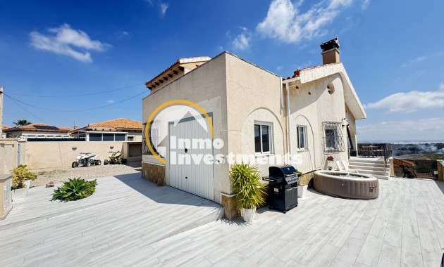 Resale - Villa - San Miguel de Salinas - Las Communicaciones