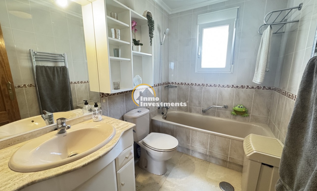 Resale - Villa - San Miguel de Salinas - Las Communicaciones