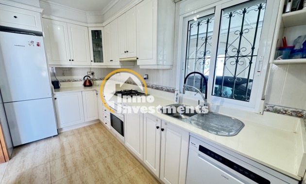 Resale - Villa - San Miguel de Salinas - Las Communicaciones