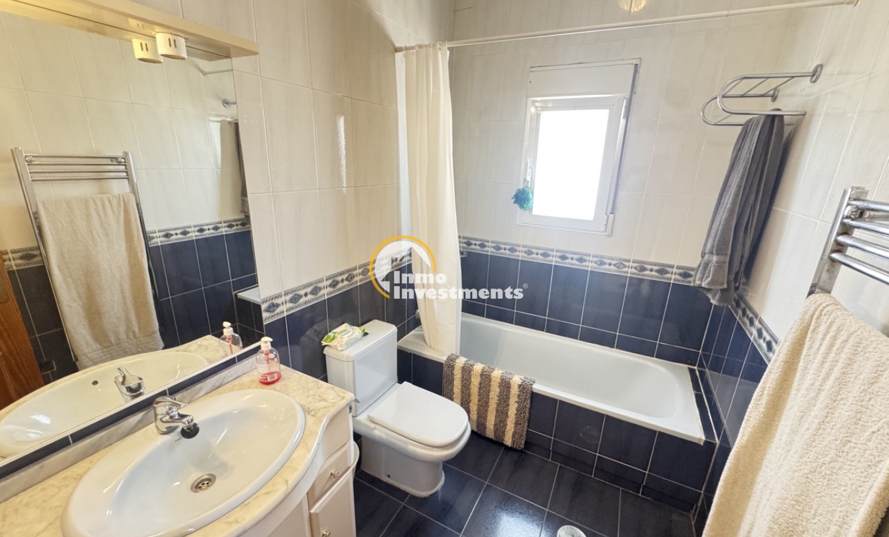 Resale - Villa - San Miguel de Salinas - Las Communicaciones