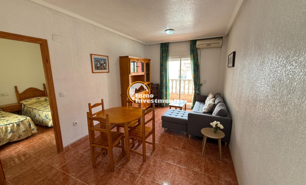 Resale - Apartment - Torrevieja - Torrevieja Centre