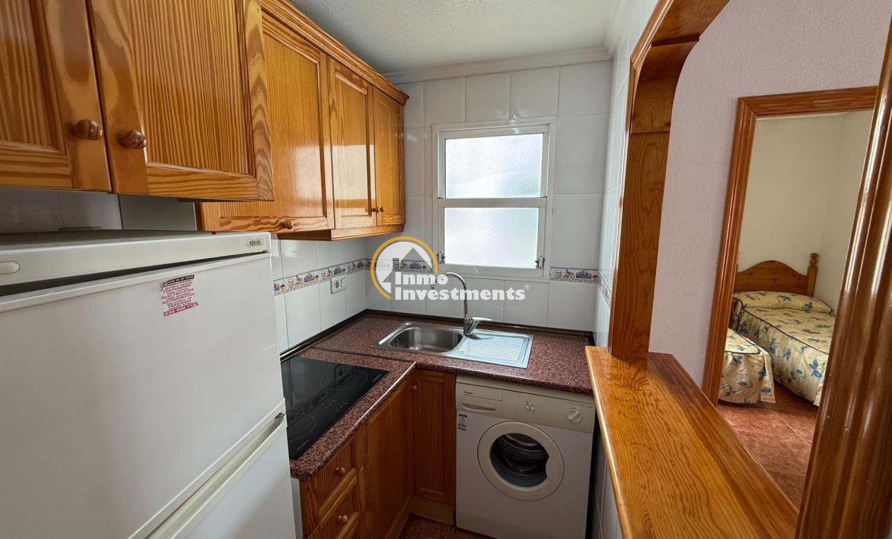 Resale - Apartment - Torrevieja - Torrevieja Centre
