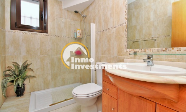 Resale - Villa - Villamartin - Pau 8