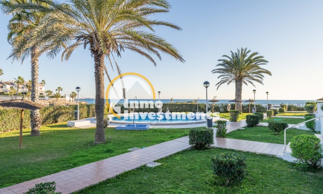 Resale - Town house - Cabo Roig - Beachside