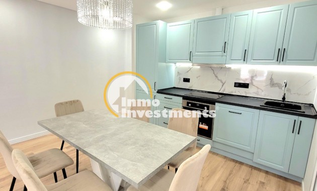 Resale - Apartment - Torrevieja - Beach