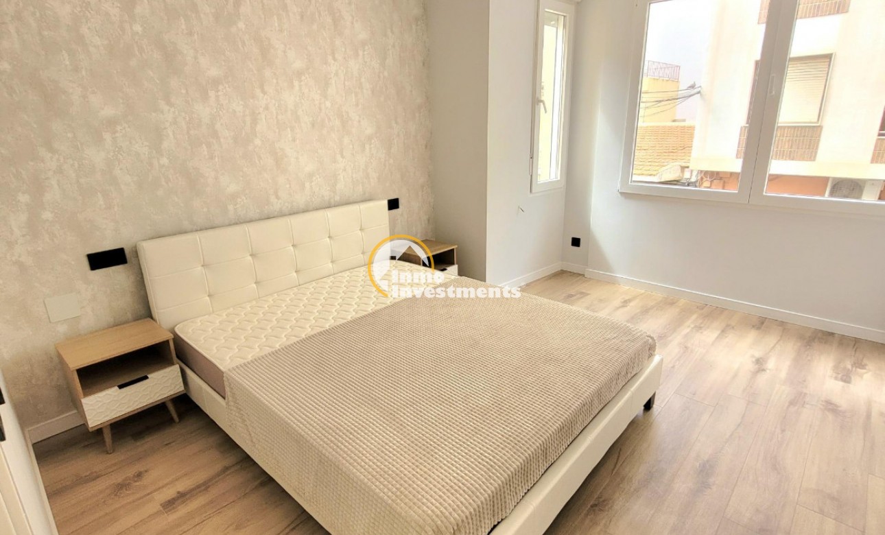 Resale - Apartment - Torrevieja - Beach