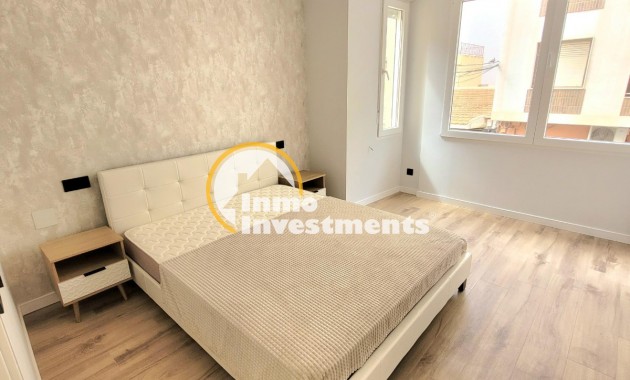 Resale - Apartment - Torrevieja - Beach