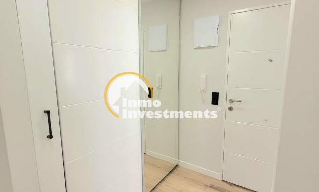 Resale - Apartment - Torrevieja - Beach