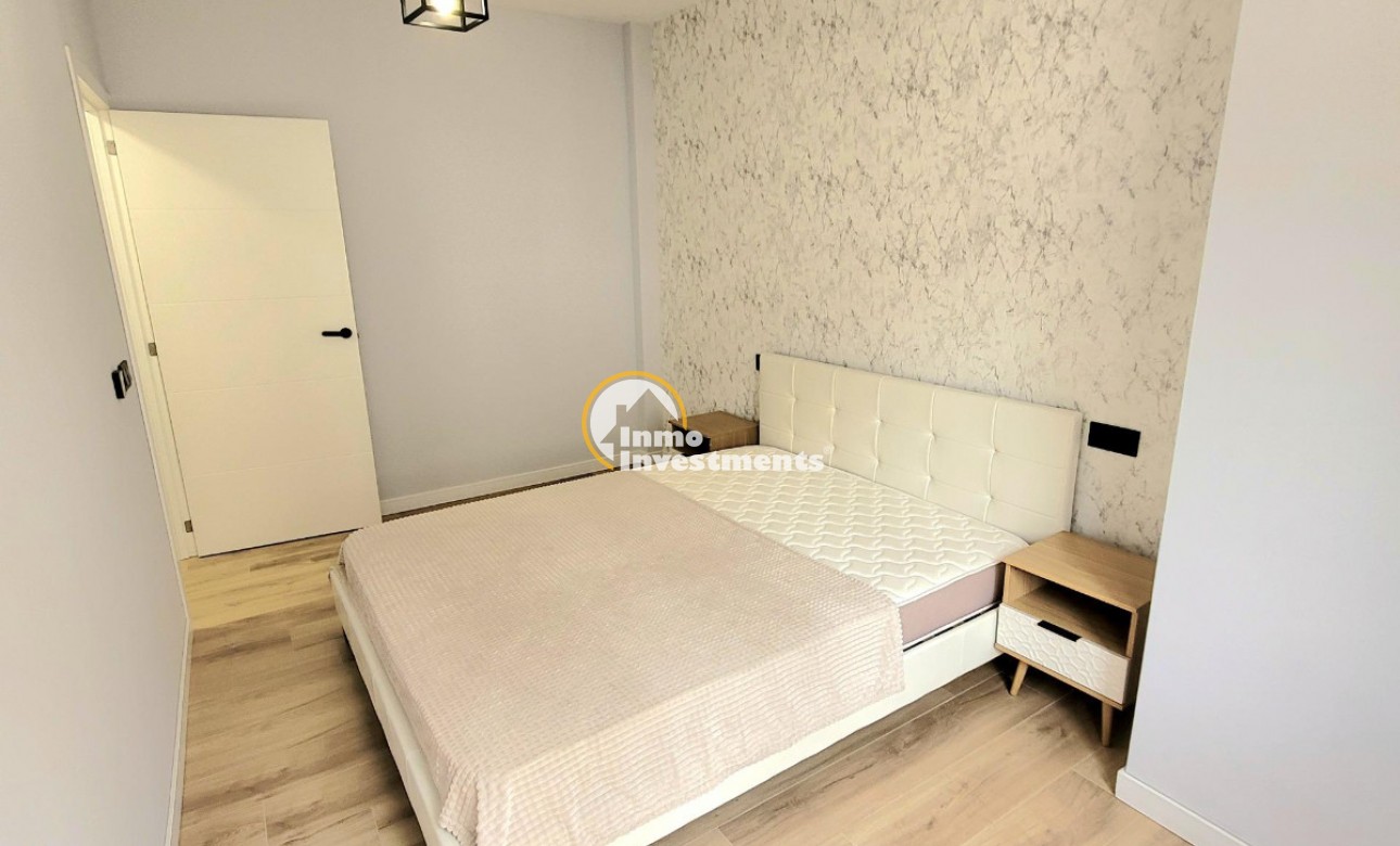 Resale - Apartment - Torrevieja - Beach