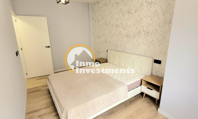 Resale - Apartment - Torrevieja - Beach