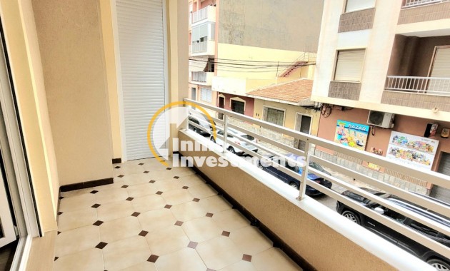 Resale - Apartment - Torrevieja - Beach